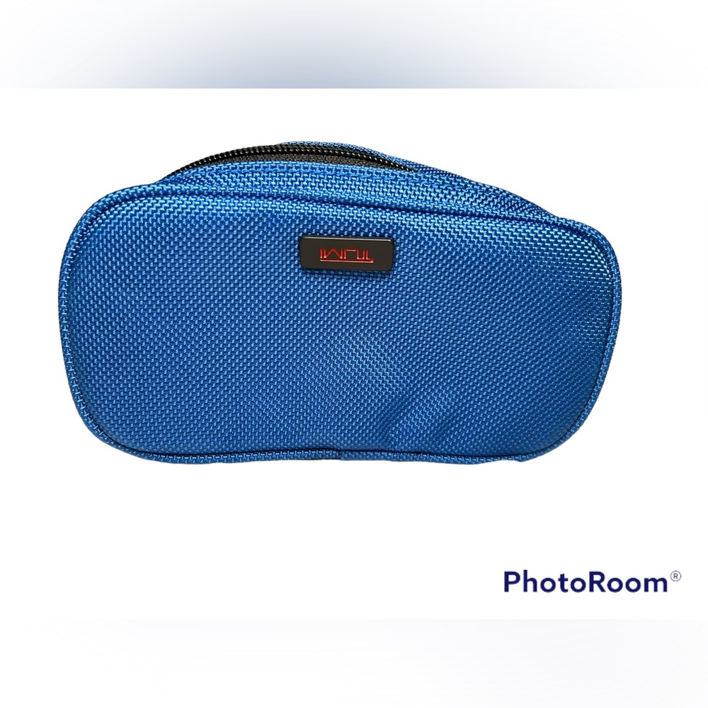 【TUMI】Travel Amenity Accessories Bag - Color Blue